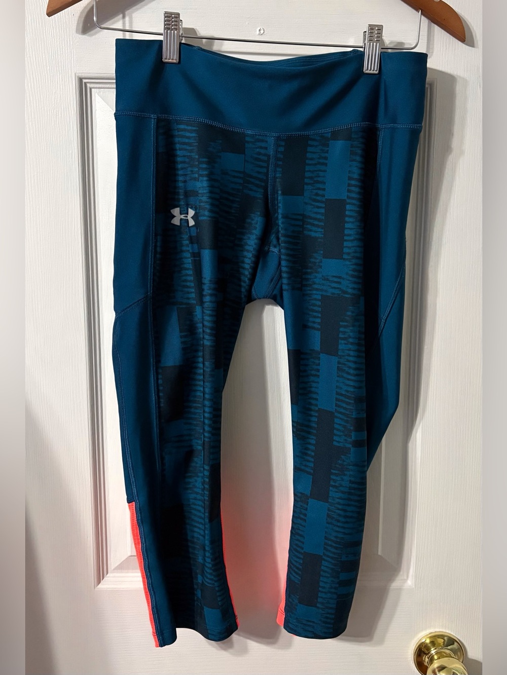 Under Armour Women’s Heatgear Compression Mileage Printed Capri